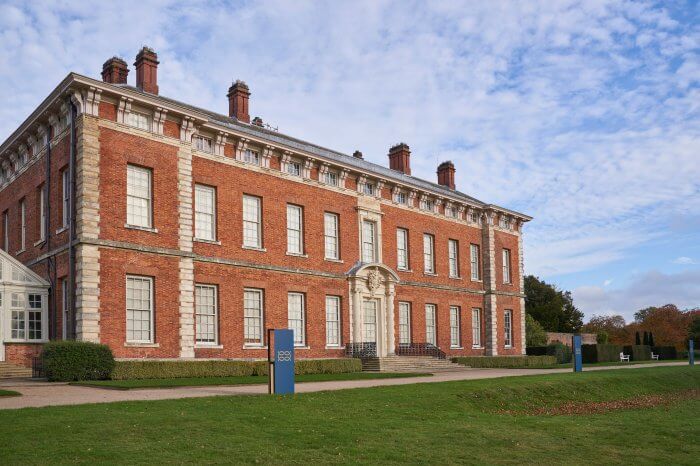 Comings & Goings overlay image